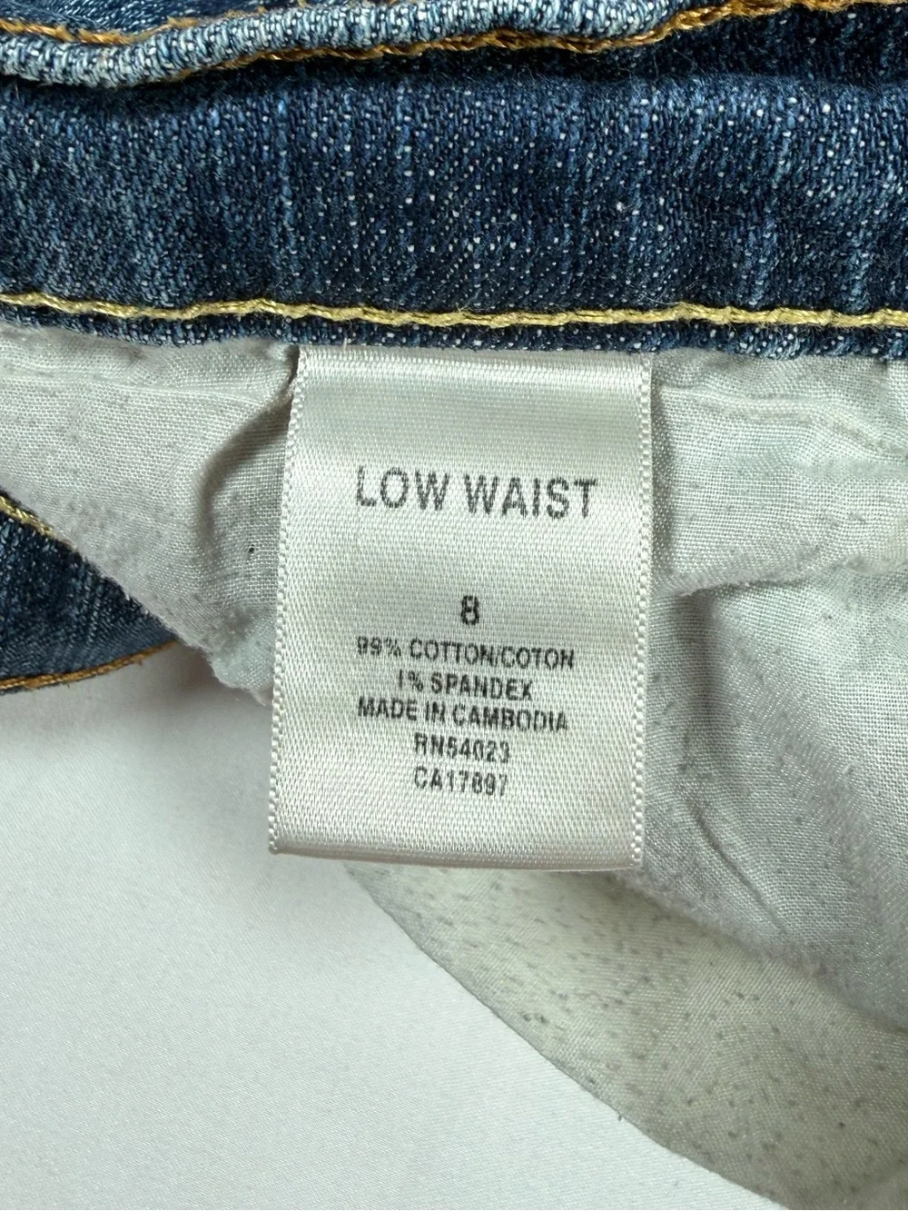 OLD NAVY Womens Denim Bermuda Shorts 8 Y2K Revival 2007 Low Rise Long Jorts